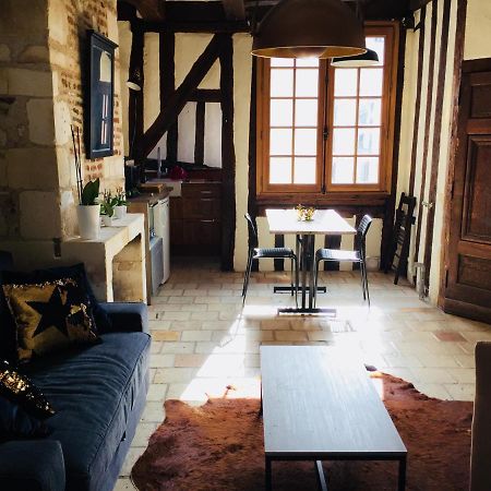 Appartement Dans Immeuble 15 Eme Siecles Vieux Tours Bagian luar foto