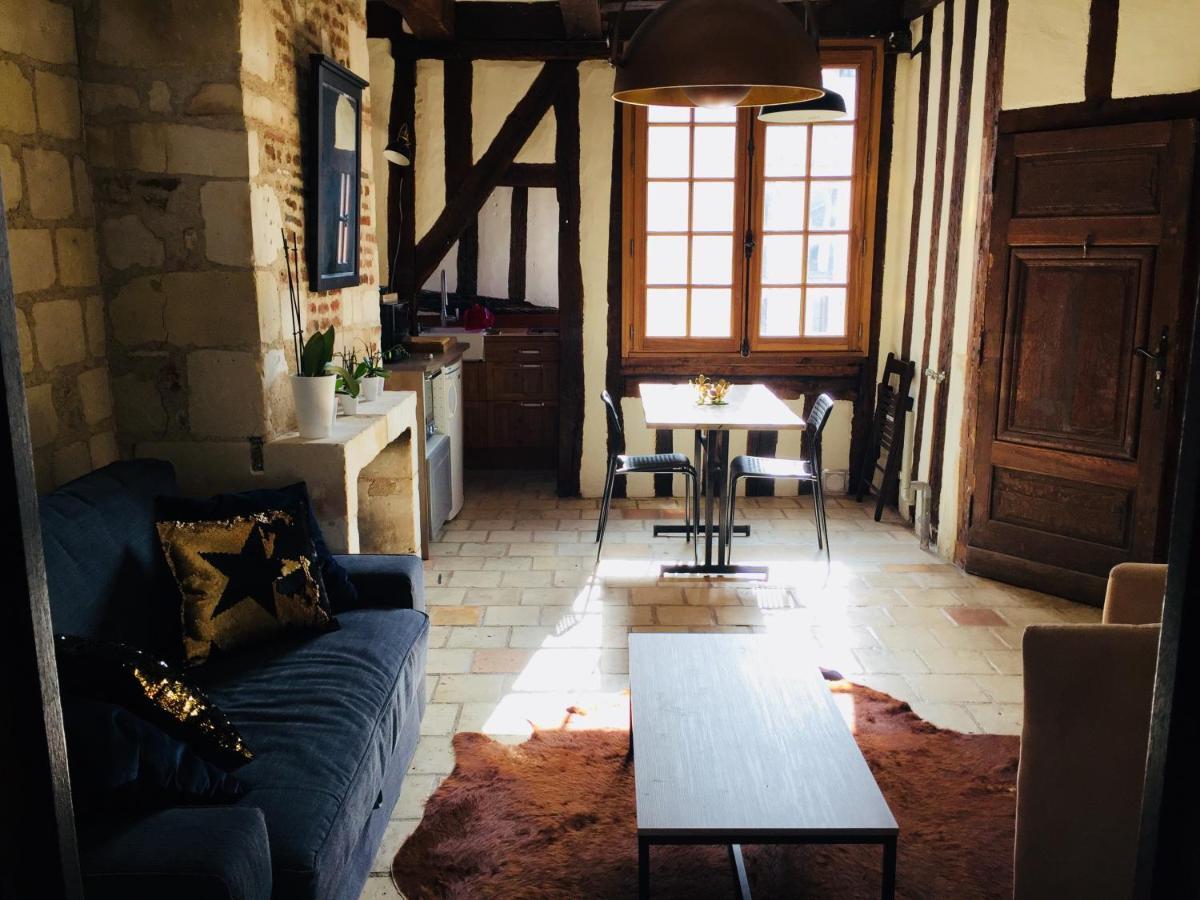 Appartement Dans Immeuble 15 Eme Siecles Vieux Tours Bagian luar foto